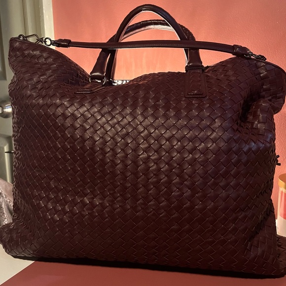 Bottega Veneta convertible tote - Picture 2 of 7